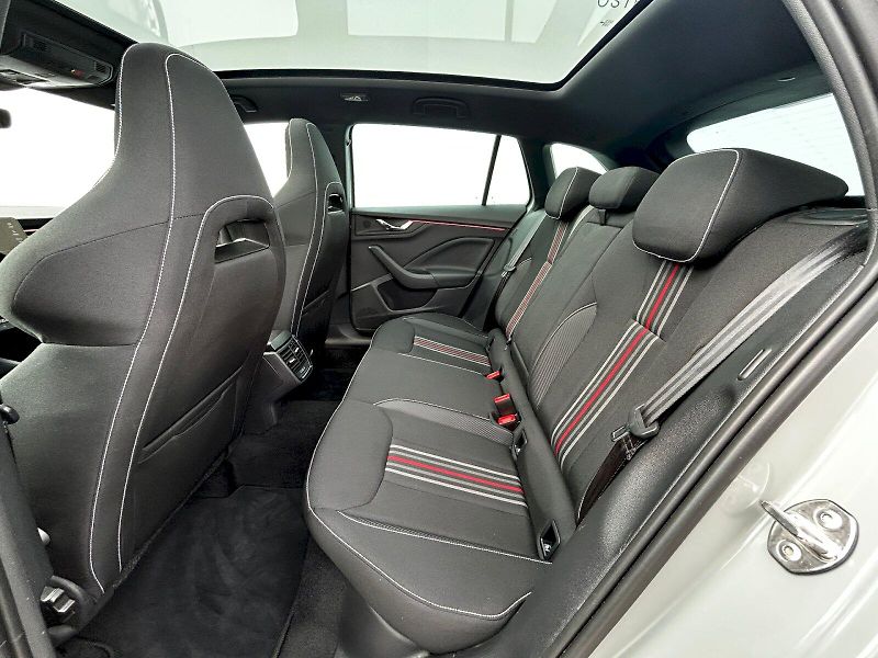 Škoda Scala (2025) 1.5 TSI 110kW DSG Monte Carlo - fotka 28 z 35