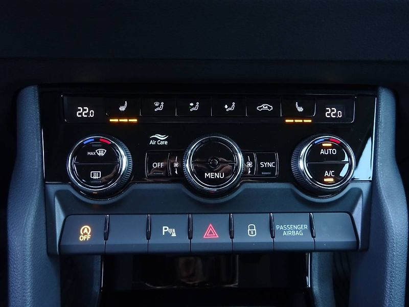 Škoda Karoq (2024) 1,5 TSi/ 110kW DSG Ambition - fotka 26 z 28