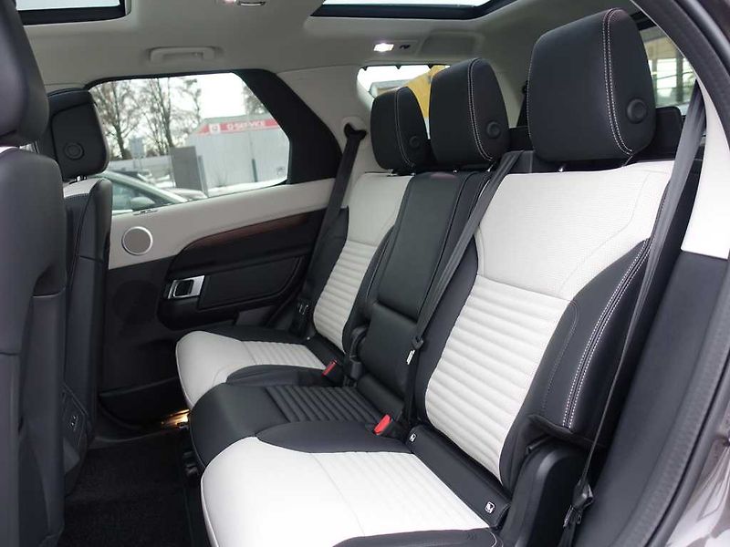 Land Rover Discovery 5 3,0  Dynamic SE D350 - fotka 15 z 43