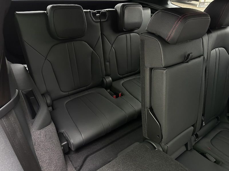Škoda Kodiaq RS 2.0TSi DSG 4x4 265PS Matrix - fotka 46 z 54