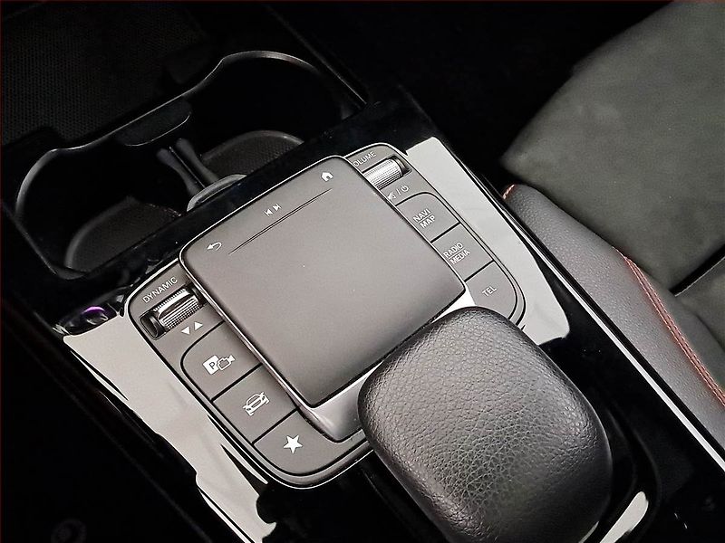 Mercedes-Benz CLA (2020) 250 e - fotka 22 z 24
