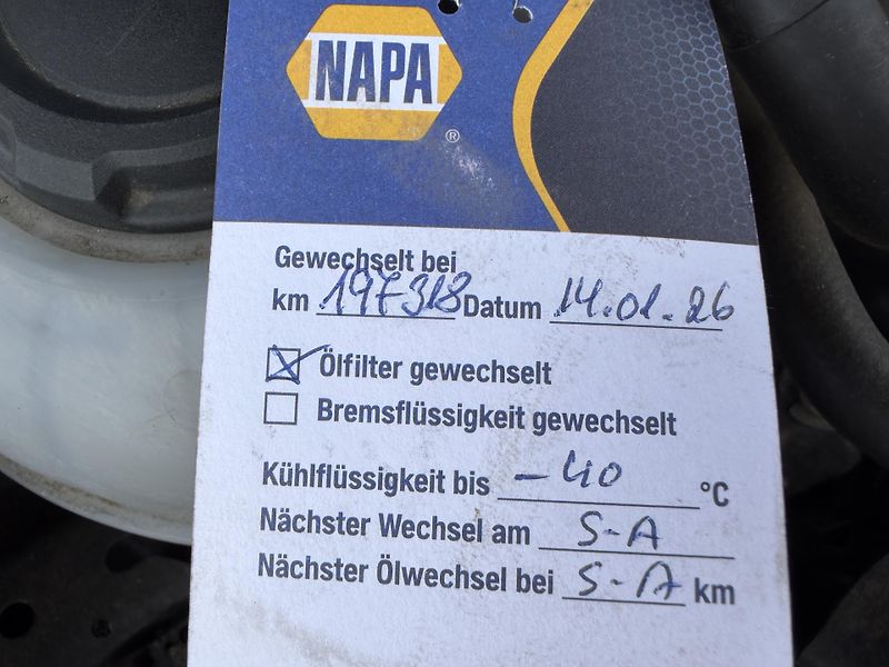 Volkswagen Passat 2.0 TDI MASÁŽ NAVIGACE 2X KOLA - fotka 38 z 40