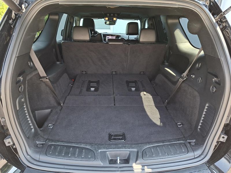 Dodge Durango (2023) 5,7L4x4, Max výbava, REZERVACE - fotka 18 z 37