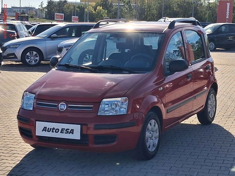 Fiat Panda (2011) 1.2i, Dynamic, AC - fotka 3 z 12