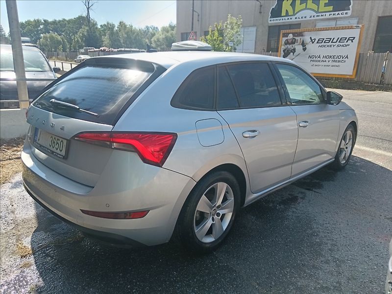 Škoda Scala 1,0 TSi  Cool Plus - fotka 12 z 21