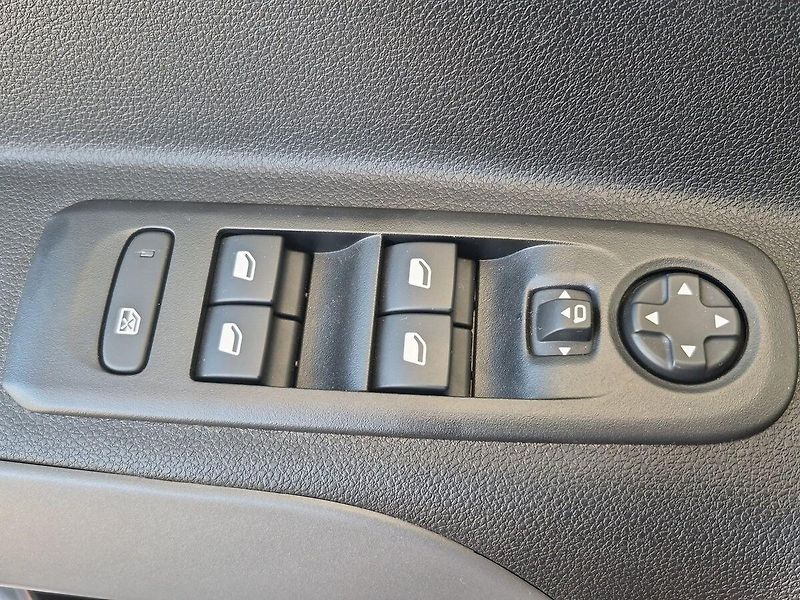 Toyota ProAce City Verso Family  1.5L 130 - 6 MT  Famil - fotka 23 z 26