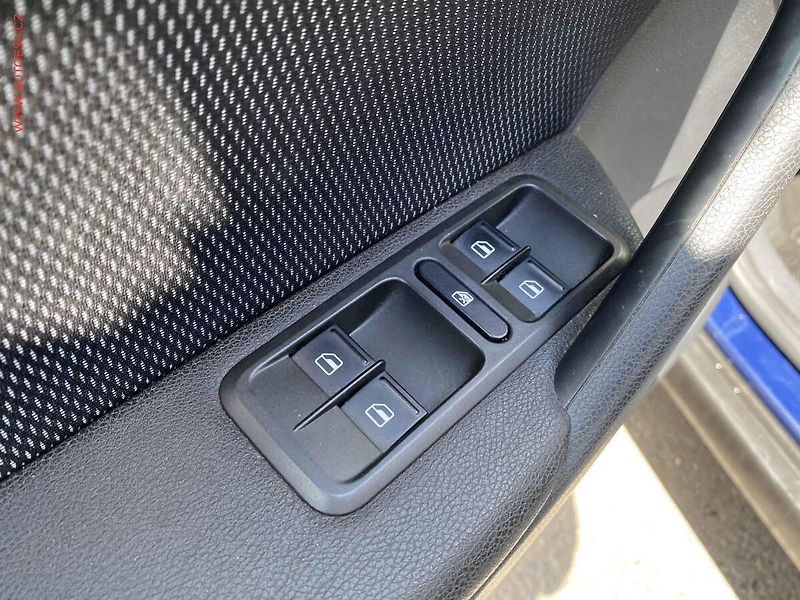 Škoda Yeti (2012) 2.0 TDi, Ambition, STK6/28 - fotka 13 z 17
