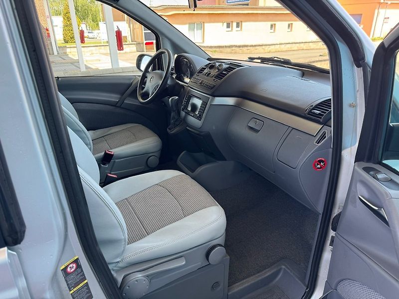 Mercedes-Benz Viano (2007) 2,2CDi 4x4 Steyr 7 míst - fotka 21 z 50