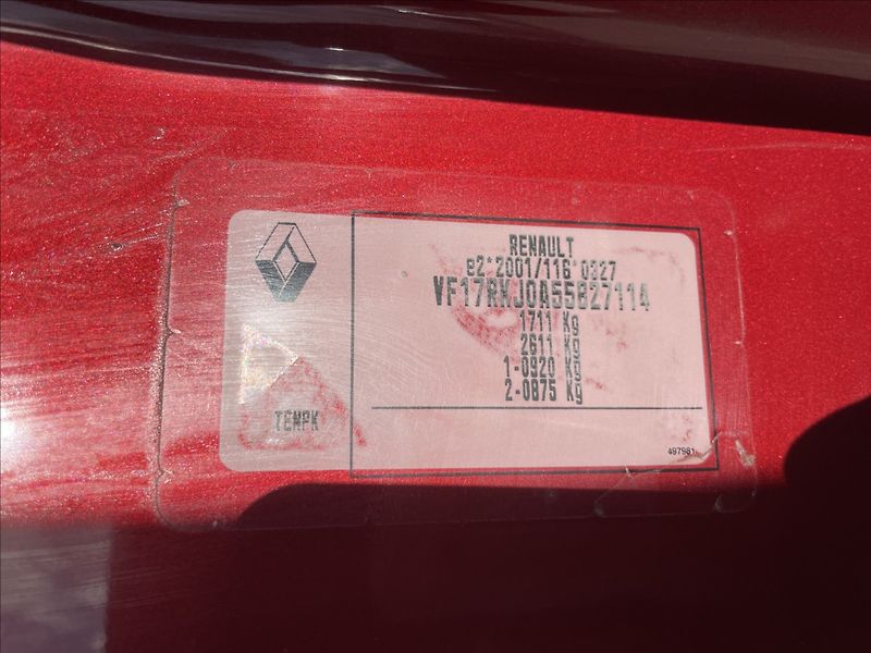 Renault Clio 1,5 DCi 66kw GPS polokůže 2sad - fotka 38 z 41