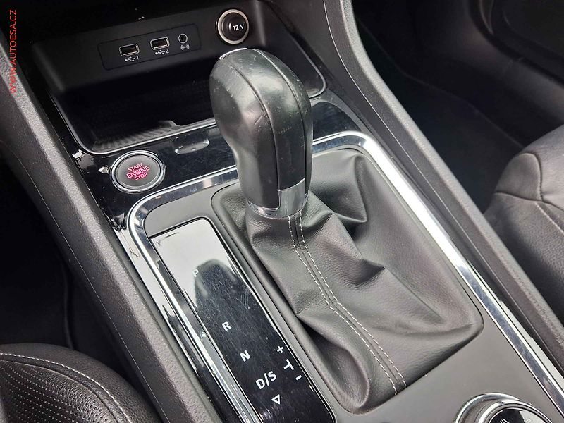 Seat Ateca (2018) 1.5 TSi, Xcellence, DSG, TZ - fotka 16 z 20