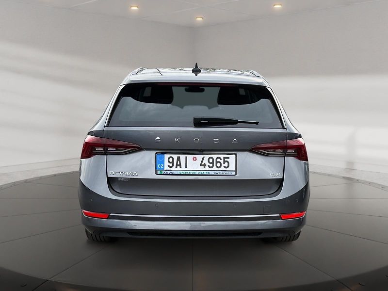 Škoda Octavia (2022) STYLE 2.0TSI 140kW DSG 4x4 CZ - fotka 5 z 11