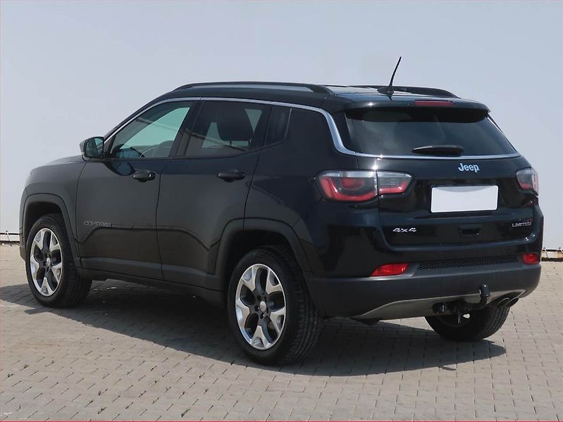 Jeep Compass (2019) 2.0 MultiJet, 4X4, Serv.kniha - fotka 4 z 18