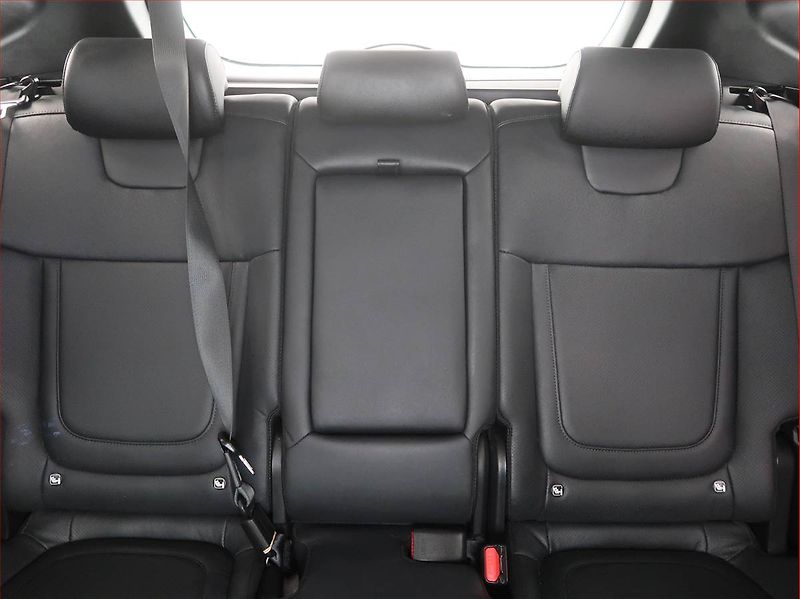 Hyundai Tucson (2022) Premium 1.6 T-GDI HEV - fotka 8 z 16