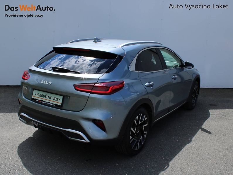 Kia XCeed (2023) 1.5 T-GDI 117kW manuál - fotka 2 z 32