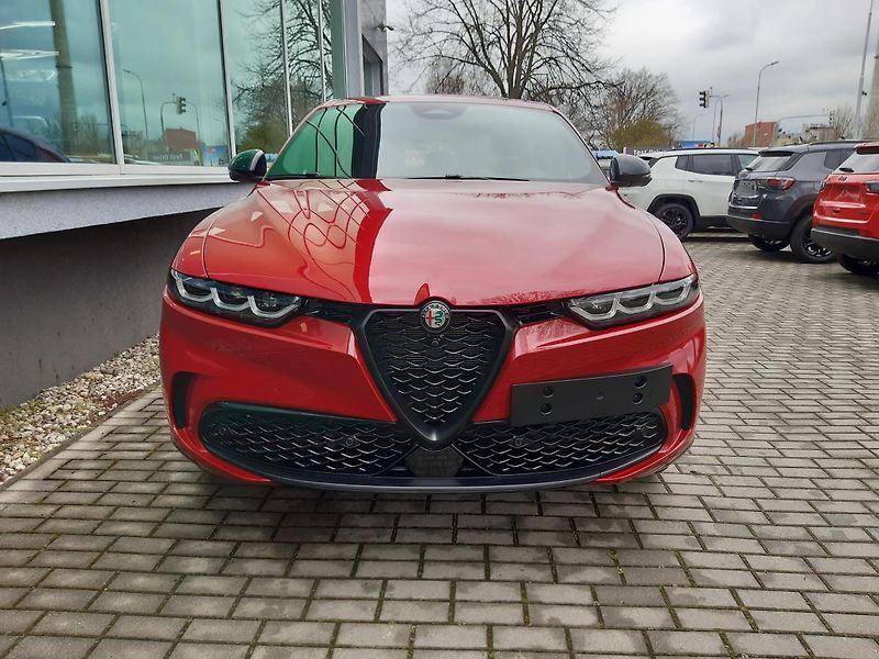 Alfa Romeo Tonale (2023) 1,3 PHEV 280 PS  Veloce - fotka 8 z 48