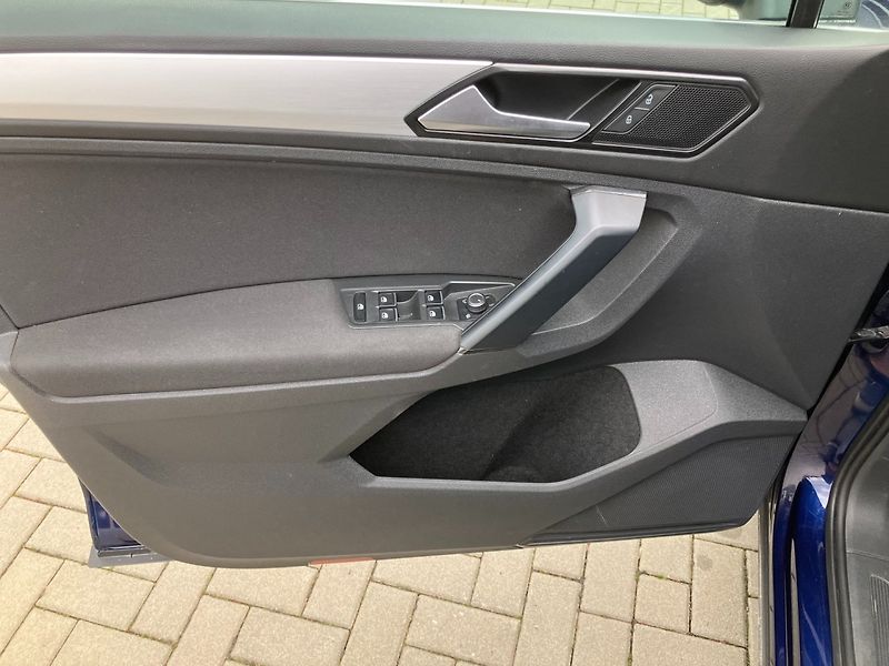 Volkswagen Tiguan (2017) 2.0TDI 110kW DSG NAVIGACE - fotka 18 z 27