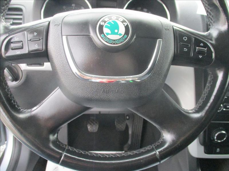 Škoda Yeti 1,2 TSI, 77kW, klimatizace, - fotka 25 z 37