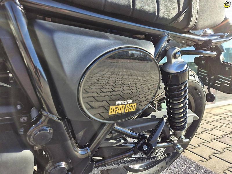 Royal Enfield Interceptor 650 (2026) Interceptor BEAR 650 - fotka 77 z 85