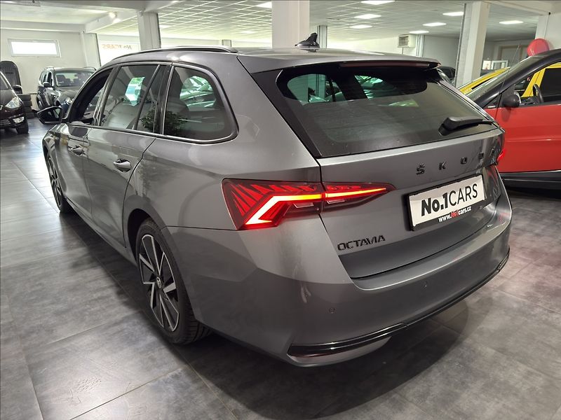 Škoda Octavia 2,0   TDI DSG REZERVACE - fotka 4 z 29