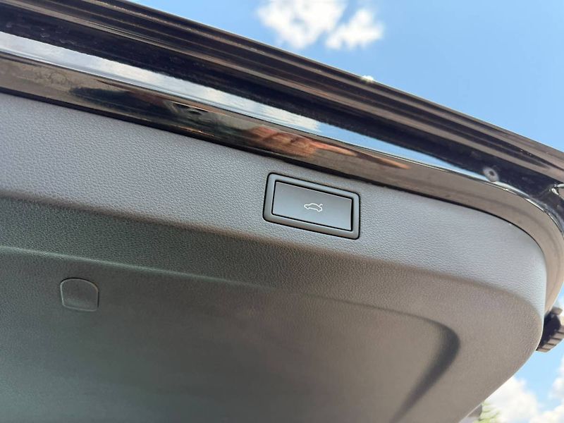 Škoda Kamiq Monte Carlo 1,5 TSI 110 kW 7° - fotka 33 z 38