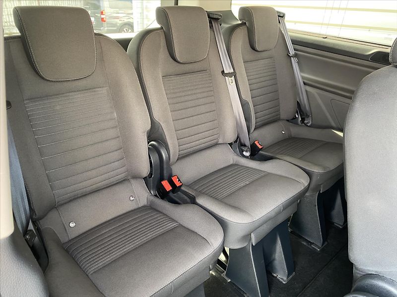 Ford Tourneo Custom 2,0 EcoBlue 125kW 8 Míst L2 - fotka 8 z 25