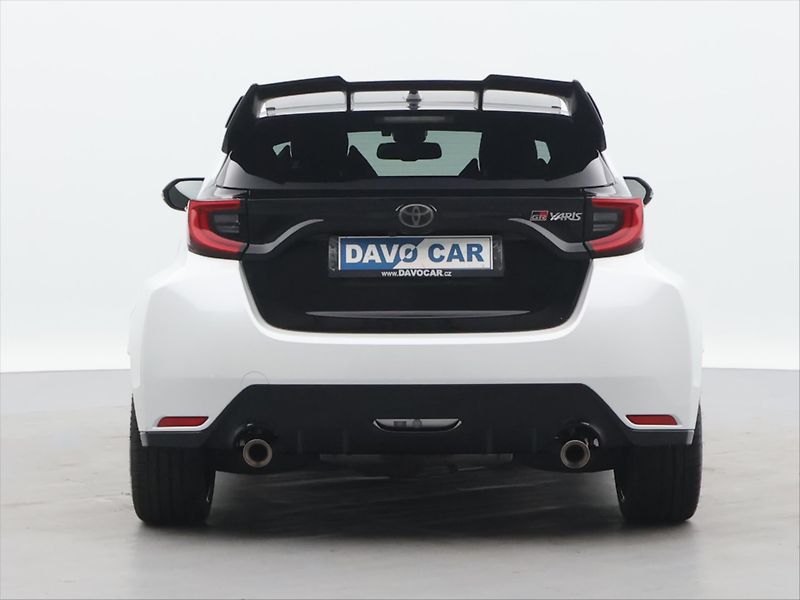 Toyota Yaris 1,6 Turbo AWD GR Four Circuit - fotka 6 z 25