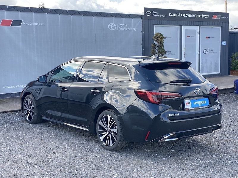 Toyota Corolla 1.8HEV, ČR, Style, DPH - fotka 5 z 18