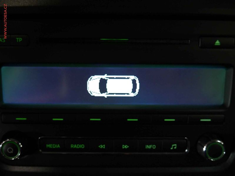 Škoda Fabia (2014) 1.2 TSi, AC, tempo, park - fotka 16 z 19