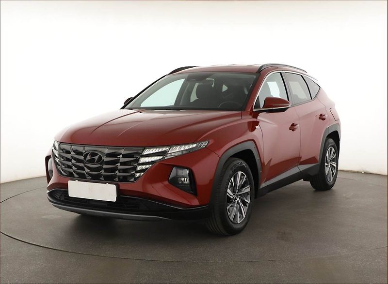 Hyundai Tucson (2022) 1.6 T-GDI 48V MHEV - fotka 2 z 19