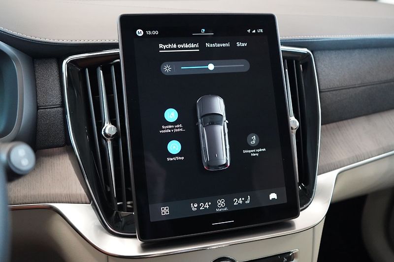Volvo XC90 B5 PLUS Bright, Vzduch, 360° - fotka 30 z 50
