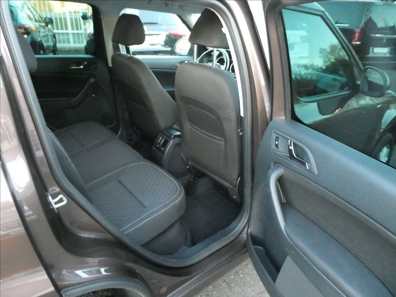 Škoda Yeti 1,2 TSi 81kW DSG Drive, xenony - fotka 21 z 41