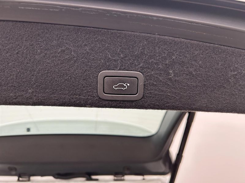 Volvo XC60 2.0 T5 Sumum - fotka 60 z 62