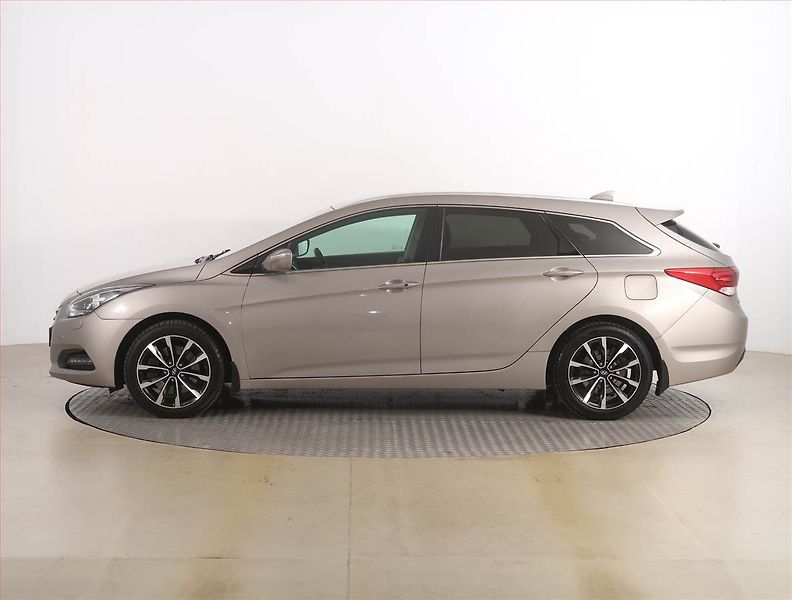 Hyundai i40 (2017) 1.7 CRDi, Serv.kniha, Navi - fotka 3 z 20