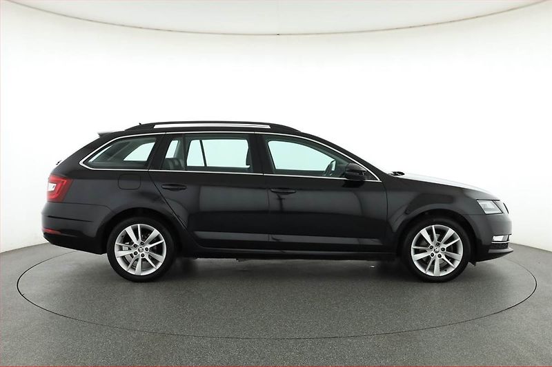 Škoda Octavia (2020) Style 1.5 TSI, Automat - fotka 6 z 15