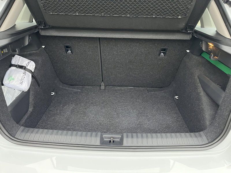 Škoda Kamiq (2024) 1,0TSI 85KW SELECTION - fotka 13 z 23