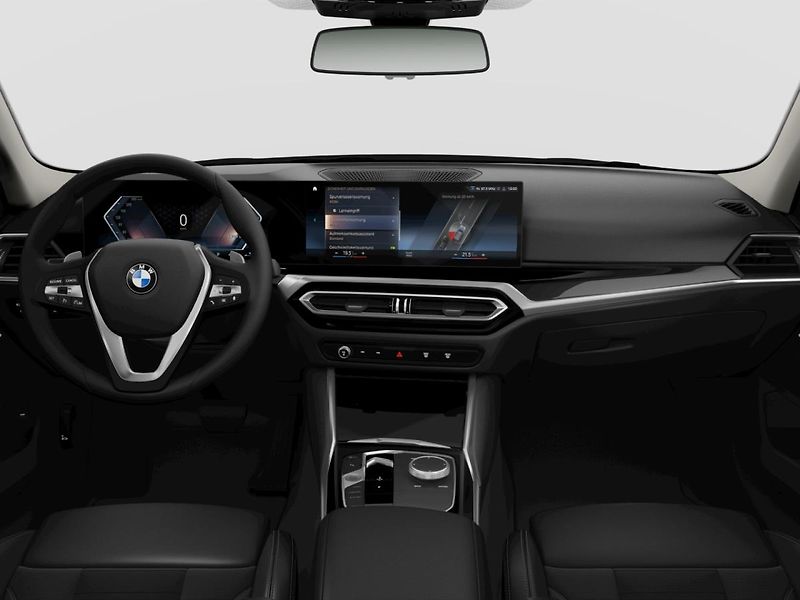 BMW Řada 3 318d Touring - fotka 9 z 11