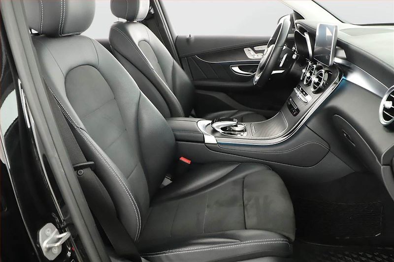 Mercedes-Benz GLC (2017) Avantgarde 250 d 4MATIC - fotka 7 z 21