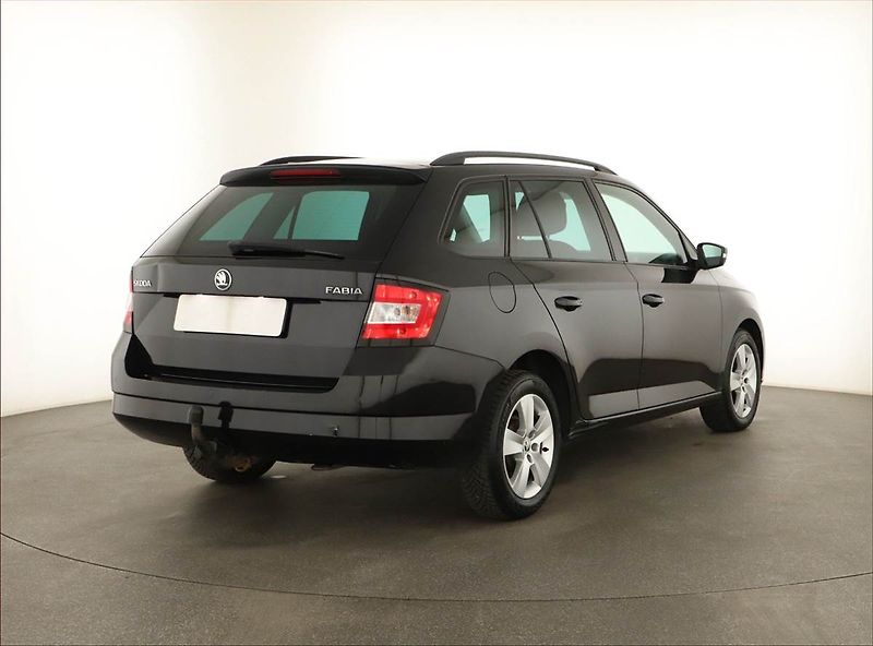 Škoda Fabia (2017) 1.4 TDI, ČR,1.maj, Navi - fotka 5 z 15
