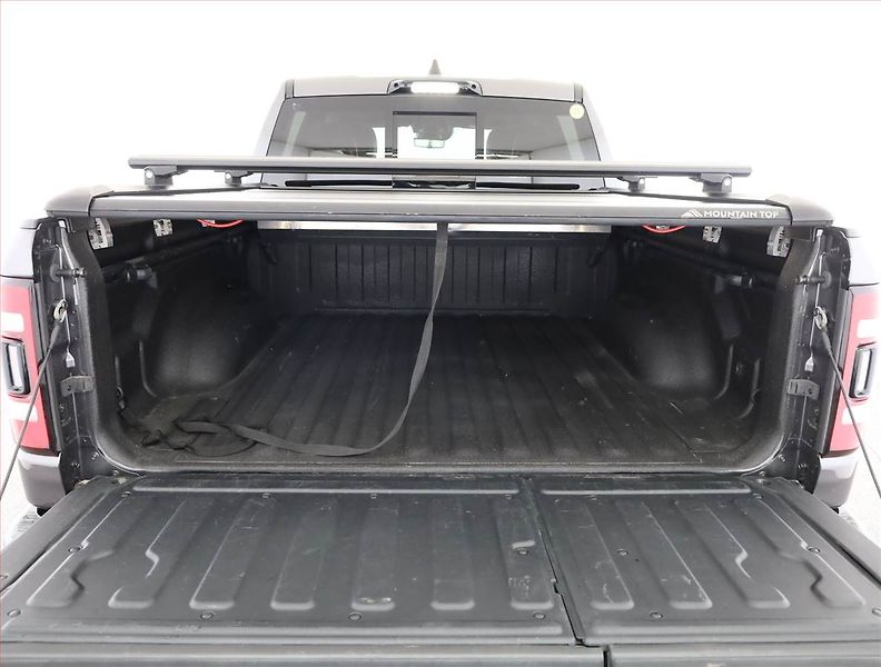 RAM 1500 (2023) 5.7 V8 Hemi - fotka 17 z 18
