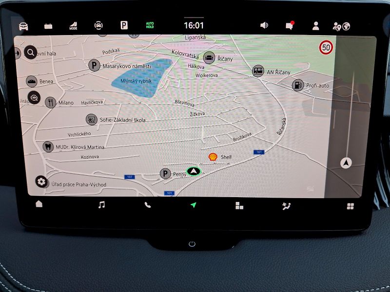 Škoda Superb (2025) Combi iV SportLine DSG 1,5TSi - fotka 21 z 35