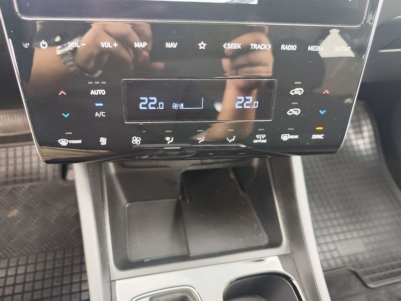 Hyundai Tucson 1.6 T-GDI/110kW Smart Navi DCT - fotka 22 z 33