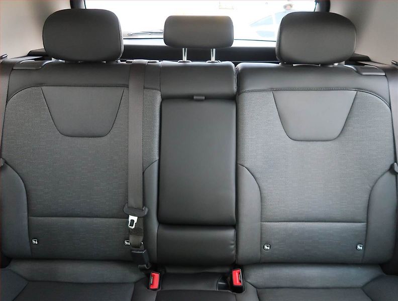 Kia Niro (2023) Premium Hybrid - fotka 10 z 29