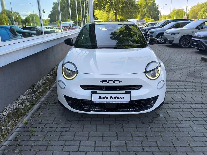 Fiat 600 (2026) Street 1.2 Turbo MT6 100k - fotka 2 z 47