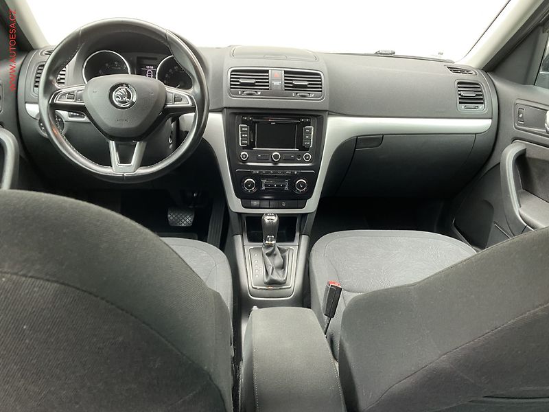 Škoda Yeti (2014) 1.2 TSi, Outdoor, DSG, navi - fotka 8 z 19