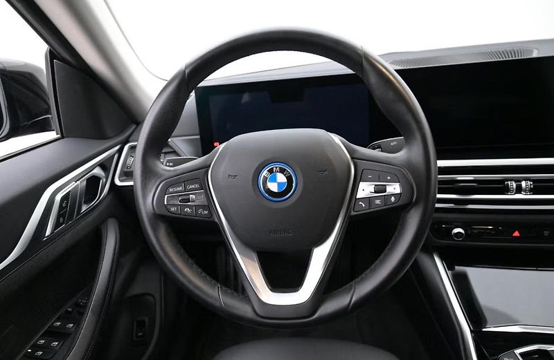 BMW i4 eDrive40 GC SoH 96% Tažné Kam - fotka 6 z 26