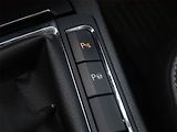 Škoda Superb (2014) 1.6 TDI, Xenony, Tempomat - náhled 16