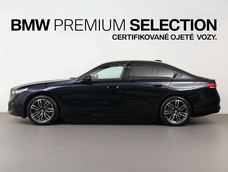 BMW i5 eDrive40 - fotka 3 z 22