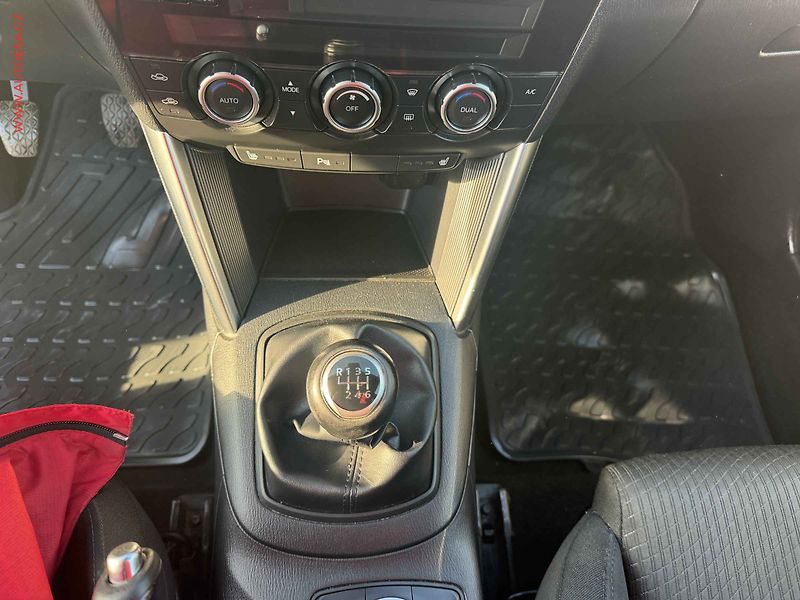 Mazda CX-5 (2012) 2.0i, Bixen, navi - fotka 15 z 18