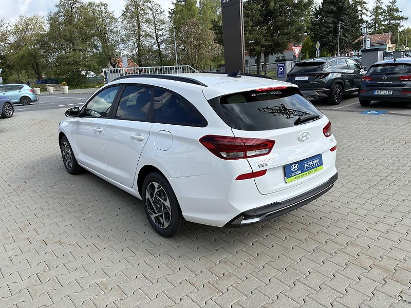 Hyundai i30 1.0 TGDI SMART NOVÉ - fotka 5 z 19