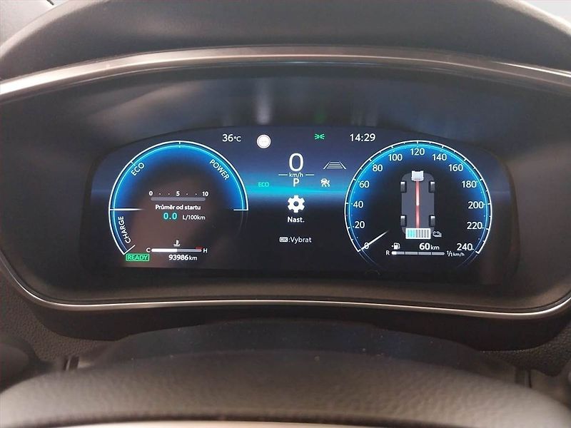 Toyota Corolla (2024) 1.8 Hybrid - fotka 11 z 22